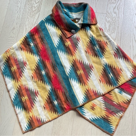 Rhonda Stark Western Southwestern Pattern Wool Blend Turtleneck Poncho Cape - Picture 3 of 13